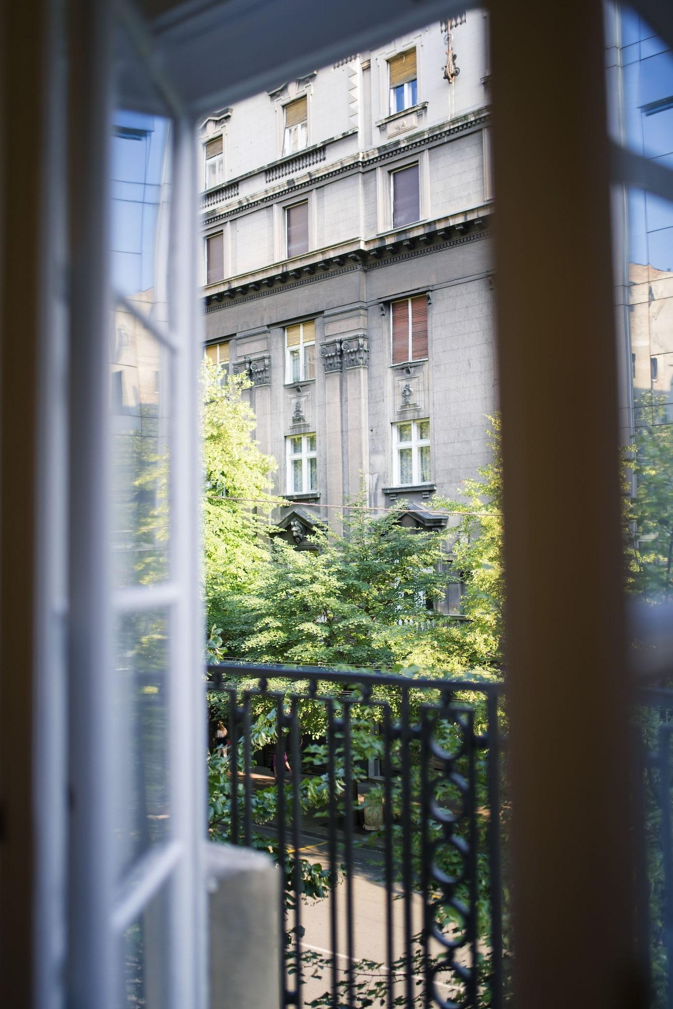 City Nest Modern & Cozy Suites Belgrade Exterior photo
